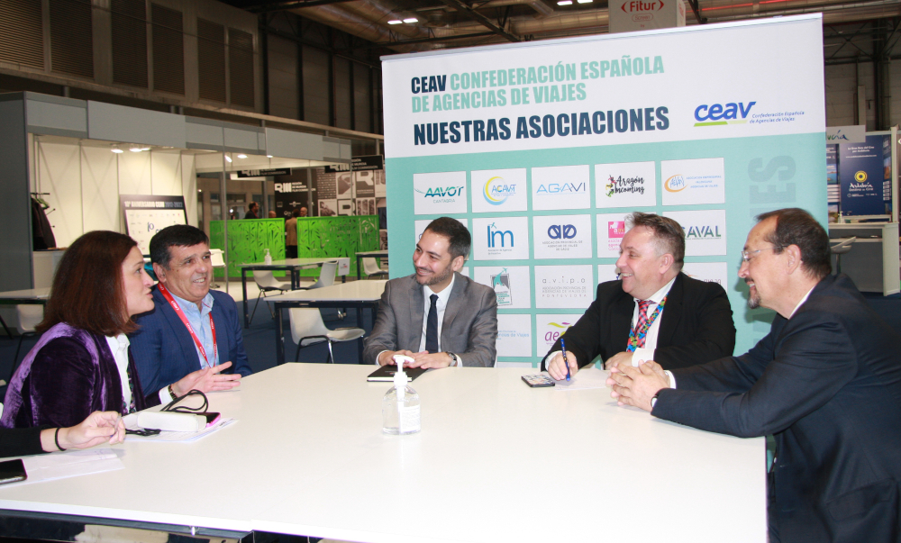 Diputación presenta en Fitur 2023 el Plan Especial de Promoción Turística del litoral granadino.